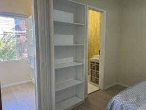 #30-E - (Refúgio e Mar) Hospedagem em Canto Grande, Bombinhas