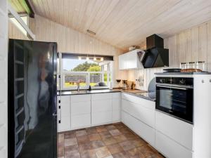 Holiday Home Tinja - 700m from the sea by Interhome