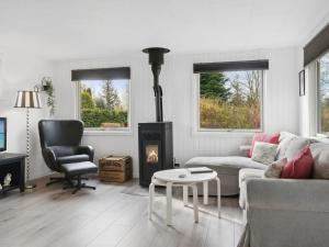 Holiday Home Silvana - 750m from the sea by Interhome