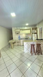 Apt 02 Vida na Praia com Piscina-200m do Mar