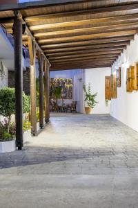 White Memories boutique home