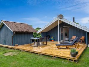 Holiday Home Frender - 800m to the fjord by Interhome