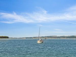 Holiday Home Adils - 5m from the sea by Interhome