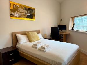 Modern 3-Bed in Dublin City Centre, 10 min to Spire