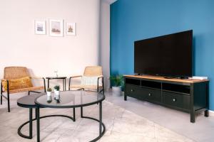 Stylish Flat w Balcony – 5 Mins from Taksim Square