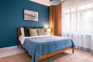 Stylish Flat w Balcony – 5 Mins from Taksim Square