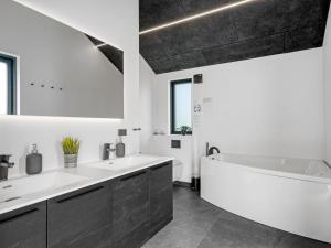 Holiday Home Udder - 1-5km from the sea by Interhome