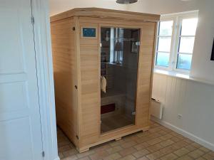 Holiday Home Susan - 20m from the sea by Interhome