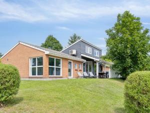 Holiday Home Svenn - 300m from the sea by Interhome