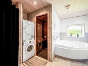 Holiday Home Fritzi - 1-7km from the sea by Interhome