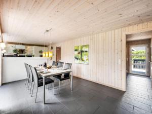 Holiday Home Fritzi - 1-7km from the sea by Interhome