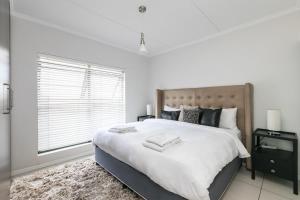 Modern 3 Bedroom Apartment in Lifestyle Estate