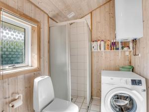 Holiday Home Arnsten - 900m from the sea by Interhome