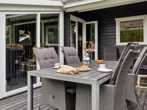 Holiday Home Araminta - 800m from the sea by Interhome