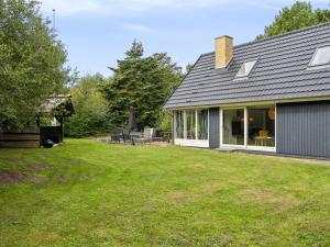 Holiday Home Eugenie - 100m from the sea by Interhome