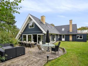 Holiday Home Eugenie - 100m from the sea by Interhome