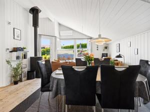 Holiday Home Enida - 350m to the fjord by Interhome