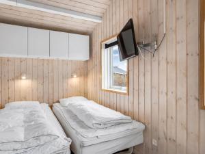 Holiday Home Dagmar - 500m from the sea by Interhome