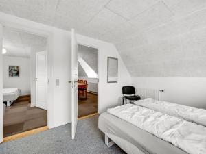 Holiday Home Darleen - 850m to the fjord by Interhome