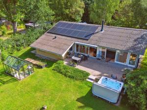 Holiday Home Hjalmine - 1-4km from the sea by Interhome