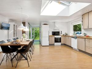Holiday Home Hjalmine - 1-5km from the sea by Interhome