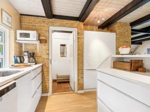 Holiday Home Carolin - 300m from the sea by Interhome