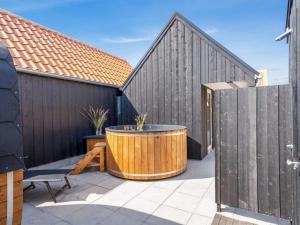 Holiday Home Josina - 1-8km from the sea by Interhome