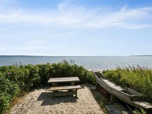 Holiday Home Bryngeir - 25m from the sea by Interhome