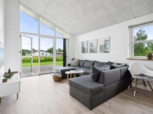 Holiday Home Hæryst - 300m from the sea by Interhome
