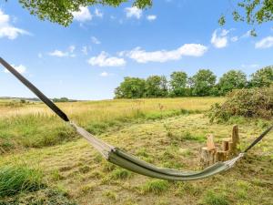 Apartment Geraldine - 3-5km to the fjord by Interhome