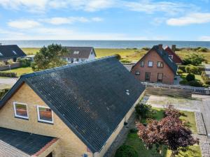 Holiday Home Benedikt - 150m from the sea by Interhome