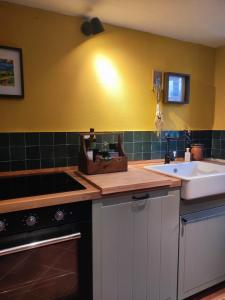 HILLS by Bibi Le Crete Senesi