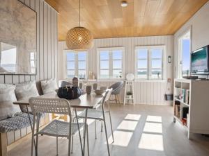 Holiday Home Drifa - 20m from the sea by Interhome