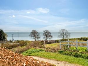 Holiday Home Halla - 250m from the sea by Interhome