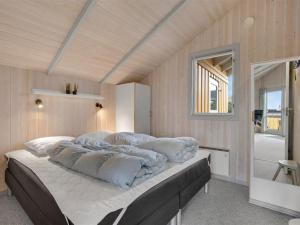 Holiday Home Halla - 250m from the sea by Interhome