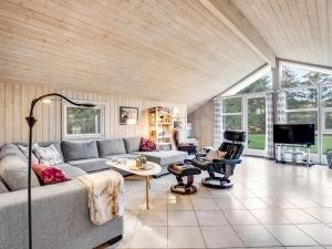 Holiday Home Ayna - 50m from the sea by Interhome