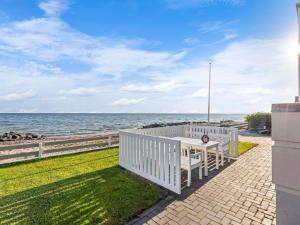 Holiday Home Diderik - 5m from the sea by Interhome