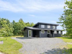 Holiday Home Veetrikki - 350m from the sea by Interhome