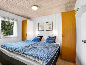 Holiday Home Kælle - 750m from the sea by Interhome