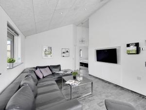 Holiday Home Billa - 450m from the sea by Interhome