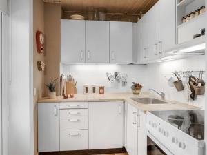 Apartment Maelle - 150m from the sea by Interhome