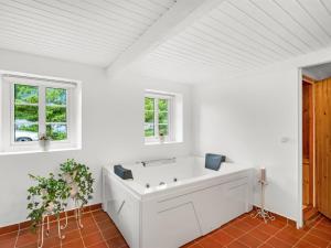 Holiday Home Krischan - 1-6km from the sea by Interhome