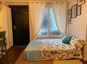 Pretty Jasmine Apt 10 min from Myeongdong