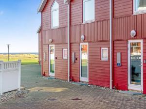 Apartment Vincent - from the sea by Interhome