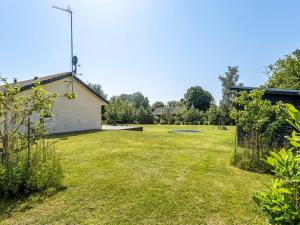 Holiday Home Laulu - 200m from the sea by Interhome