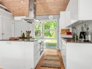 Holiday Home Hellin - 175m from the sea by Interhome
