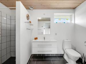 Holiday Home Pirjo - 350m to the fjord by Interhome