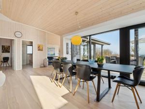 Holiday Home Viveke - 10m from the sea by Interhome