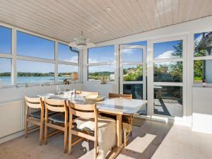 Holiday Home Thermund - 5m from the sea by Interhome