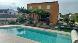 VILLA TITOU - Ubytování bez kategorie ve městě Cabries